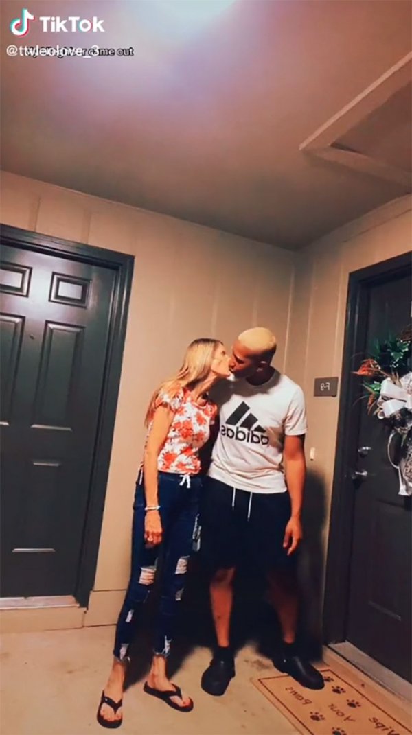 cheryl-mcgregor-quran-mccain-1-830x0