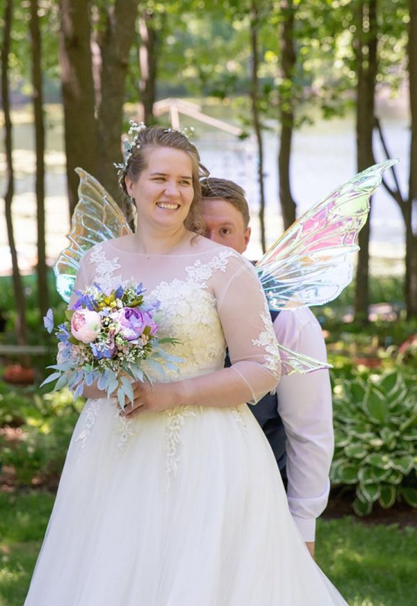 1628672286569-neobicne-vencanice-830x0