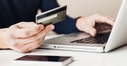 UPOZORENJE AKO PLAĆATE KARTICOM PREKO INTERNETA, OVO MORATE DA ZNATE: Zbog 1 greške mogu da vam PONOVO skinu pare sa računa!