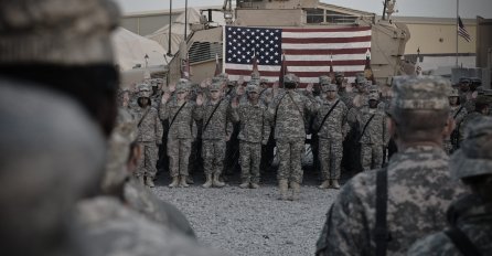 Nakon Afganistana "izvoz demokracije" i "izgradnja tuđe nacije" moraju se tretirati kao ono što i jesu od početka, zločinački imperijalistički pokreti, a sam imperijalizam ovdje mora izdahnuti da bi svijet mogao preživjeti