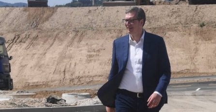 Vučić: Jedva čekam da mi isključe nalog na "Twitteru" pa da budem još jedan Trump