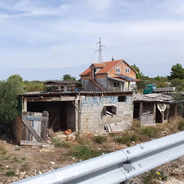 ed952f14-8546-4d02-89f2-73c133eb7d6a