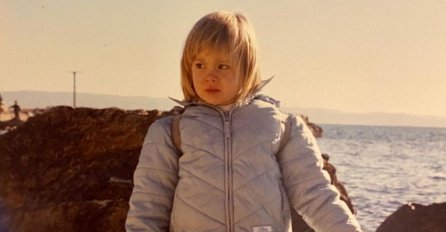 Hrvatska pjevačica objavila sliku iz djetinjstva: Prepoznajete li je?