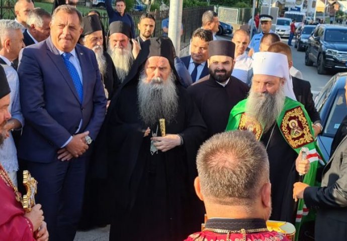 Patrijarh Porfirije stigao u Doboj, dočekao ga i Dodik