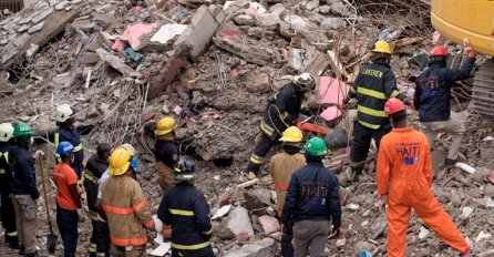 Broj poginulih u potresu na Haitiju porastao na 2189