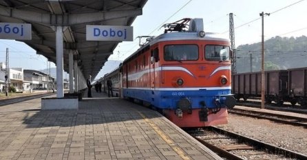 Putnica ispala iz voza na relaciji Doboj - Banja Luka