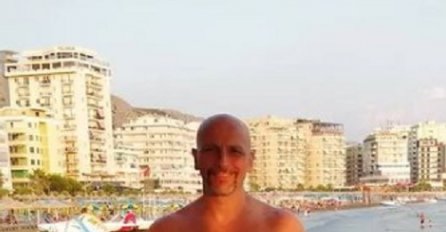 ALEKSANDAR JE PODIJELIO SLIKU S MORA U ALBANIJI i svi komentarišu ove detalje sa plaže: Vidite li ih vi? USIJAO SE INTERNET