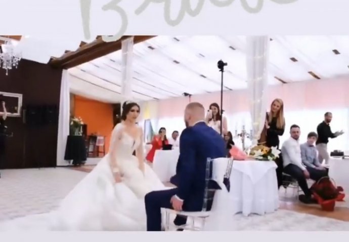 LUDILO NA SVADBI U BOSNI: Mlada "postavila" mladoženju na stolicu, pa mu zaplesala uz Karleušin hit, SNIMAK ODMAH PODIJELILA I JELENA KARLEUŠA (VIDEO)