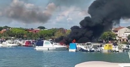 Veliki požar u Hrvatskoj, gore brodovi u luci (VIDEO)