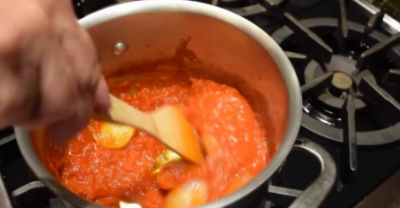 NAJBOLJI UMAK ZA TJESTENINU NA SVIJETU IMA SAMO 3 SASTOJKA: Svi će tražiti da im otkrijete recept (VIDEO)