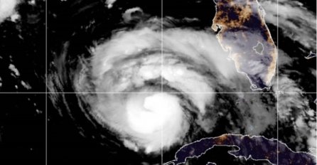 Opasan uragan Ida kreće se prema Americi: "Imate vremena do noći da se pripremite"