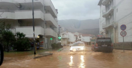 Jako nevrijeme pogodilo region, Podgorica i Budva pod vodom (VIDEO)