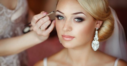 DA LI ŽENA "MORA" DA SE ŠMINKA? Mladoženjina ispovijest zapalila mreže, urnišu ga u komentarima, a šta vi kažete? 