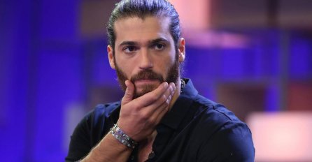 POMETNJA U CENTRU BEOGRADA ZBOG TURSKOG GLUMCA! Žene odlijepile za Džanom: 'Ne mogu da dišem' (VIDEO)