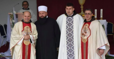 I ovo je BiH: Imam došao na mladu misu svećeniku u Prozoru