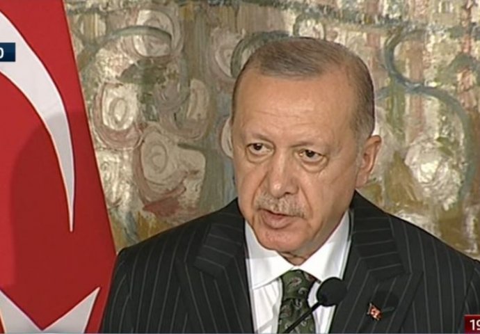 Erdogan: Odgovorit ćemo na napade na džamije na Kipru