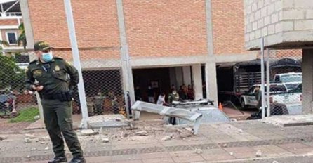 Najmanje 13 ljudi povrijeđeno je od eksplozije u policijskoj stanici u Kakuti