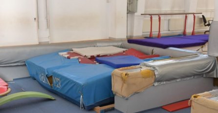 Mandić objavio fotografije iz FIS-a i poručio: Sram vas bilo!