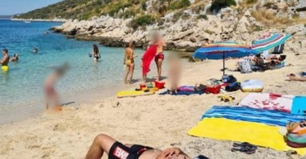 SLIKA SA PLAŽE ZBOG 1 DETALJA HIT NA DRUŠTVENIM MREŽAMA: Evo šta je uradio ovaj muškarac, svi ga gledali U ČUDU
