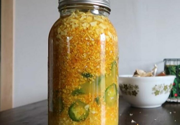 DOMAĆI TONIK ZA IMUNITET: Svaki dan popijte jednu čašu i maksimalno ćete ojačati organizam!