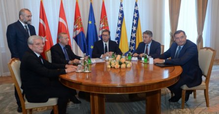 Lagumdžija: Vučić jedini državnik, ovi naši jad i čemer