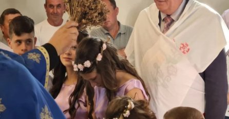 Dodik danas krstio devetero djece Srboljuba Đurića u Bosanskoj Gradišci