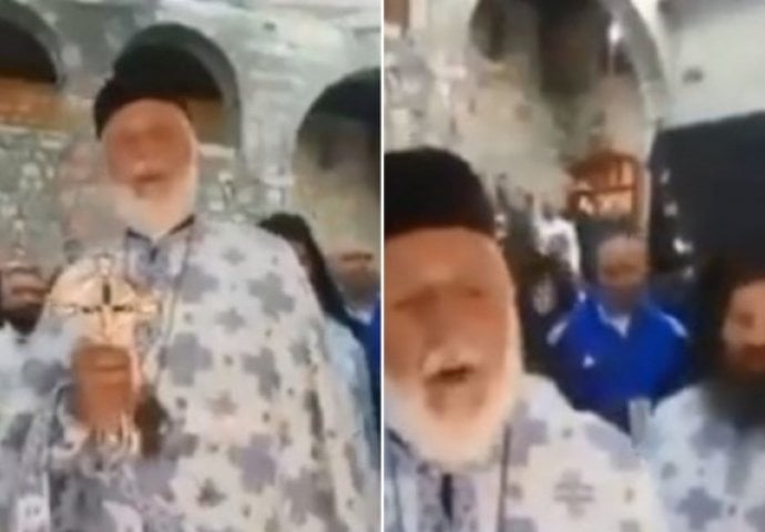 Iz Cetinjskog manastira se čuju stihovi pjesme "Kad se vojska na Kosovo vrati"