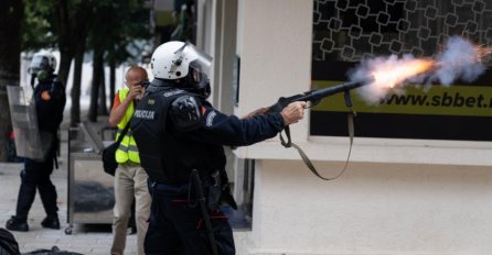 PKS: Cijeli državni aparat u službi popa crkve Srbije