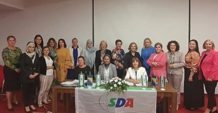 Žene SDA: Pozivamo OHR i OSCE da spriječe diskriminaciju bošnjačke i hrvatske djece u RS-u