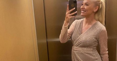 VODITELJICA PAROVA SA STOMAKOM DO ZUBA POZIRALA 10 DANA PRED POROĐAJ: Svi su iznenađeni, EVO KAKO IZGLEDA U 9. MJESECU (FOTO)