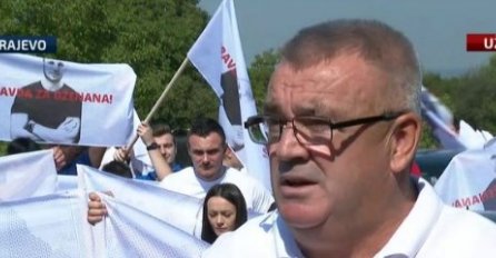 “Sarajevo će danas položiti test, narod će pokazati da se s njim ne mogu igrati. Pet godina hodam po sudu, čekaju jednu moju grešku da me ganjaju"