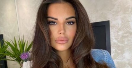  JOVANA LJUBISAVLJEVIĆ POKAZALA MAMU,  IZGLEDA KAO DA JOJ JE STARIJA SESTRA: Svi su oduševljeni, GODINE JOJ NE MOGU NIŠTA (FOTO)