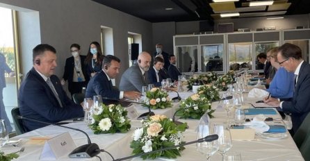 Tegeltija u Tirani, razgovarao i sa Angelom Merkel