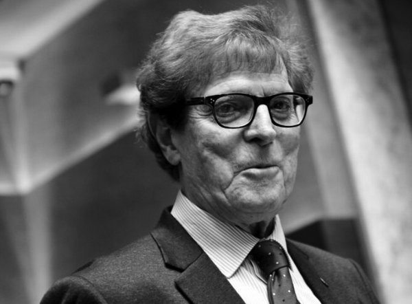 mina-subota-crno-bela-kaver