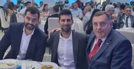 Novak Đoković na svadbi u društvu Milorada Dodika