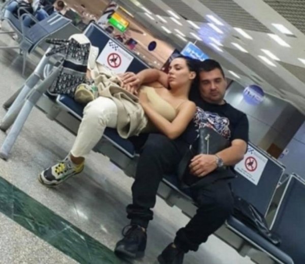 helena-topalovic-decko2-830x0