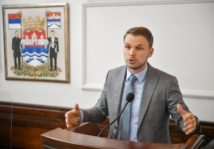 Stanivuković najavio proteste u Banjoj Luci: Plate neće biti isplaćene!