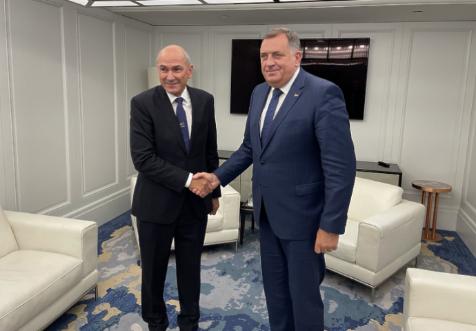 Milorad Dodik i Janez Janša se sastali u Budimpešti