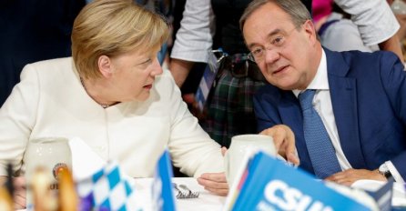 Angela Merkel pozvala da se glasa za Armina Lascheta