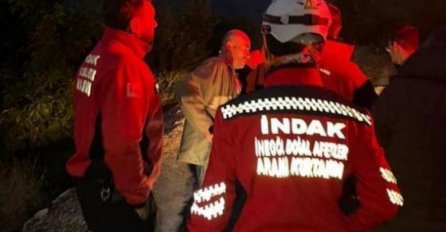 Da ne povjerujete: Muškarac satima s policijom tražio sebe