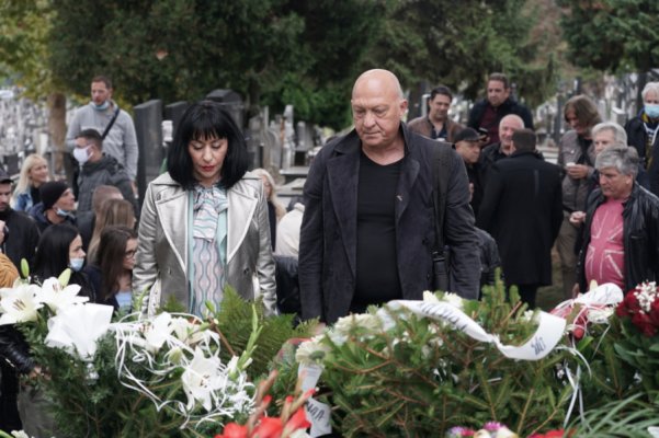 560343-toma-zdravkovic-pomen-338806-photo-e-stock-caslav-vukojcic-iff