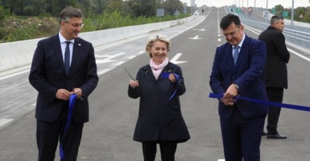 Svečano otvoren granični prelazi i most Svilaj