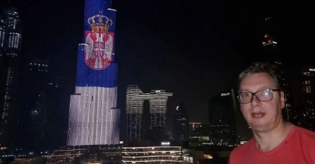 Burj Khalifa je sinoć bila osvijetljena u bojama zastave Srbije u čast Aleksandra Vučića