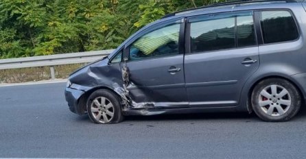 Sudar 2 vozila i 2 motociklista: Nesreća kod Konjica, ima teško povrijeđenih