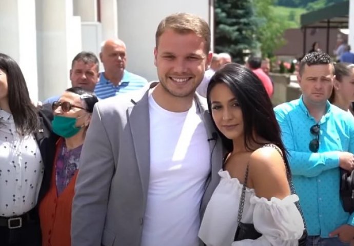 Stanivuković uveliko ušao u kampanju, objavio pjesmu u hip-hop stilu