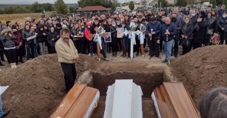 "ALEKSINAC JE UTONUO U TIŠINU, MORAVA JE POCRVENILA OD STIDA..." U isti grob sahranjena ubijena porodica Đokić, govor rasplakao sve: Nije postojalo voljenije dijete od Lide