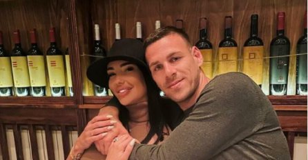 KATARINA GRUJIĆ U 8. MJESECU TRUDNOĆE RIJEŠILA DA PROMIJENI IZGLED TOTALNO: Evo kako sada izgleda, NE LIČI NA SEBE (FOTO)