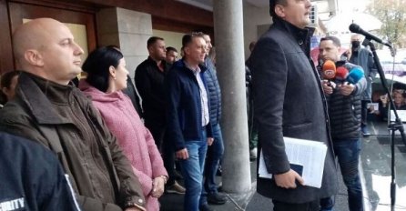 Gradonačelnik Prijedora na skupu poručio da ga je Dodik zvao tri puta i dao mu podršku