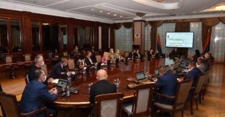 Odlučeno: U RS-u produžene mjere do 1. novembra