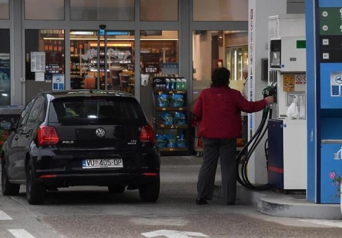 Skočile cijene goriva u Hrvatskoj: Hoće li komšije sipati rezervoare u BiH?